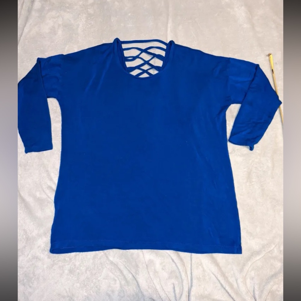 Blue Top w/ Back Criss Criss Design!!! Size XL